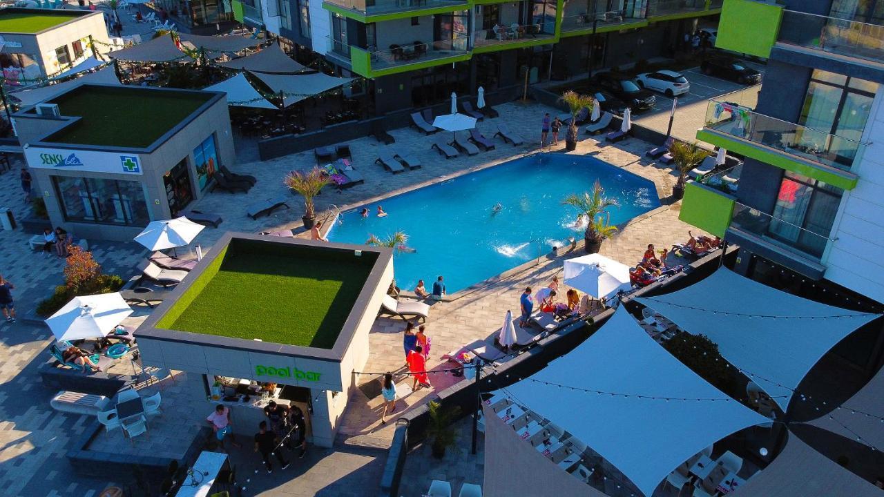 Nasty 24 Aparthotel Pool & Spa Mamaia Nord Navodari Dış mekan fotoğraf