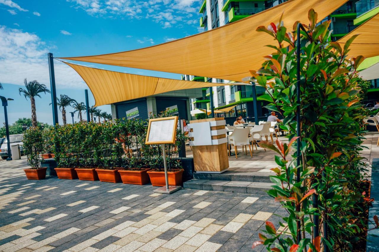 Nasty 24 Aparthotel Pool & Spa Mamaia Nord Navodari Dış mekan fotoğraf