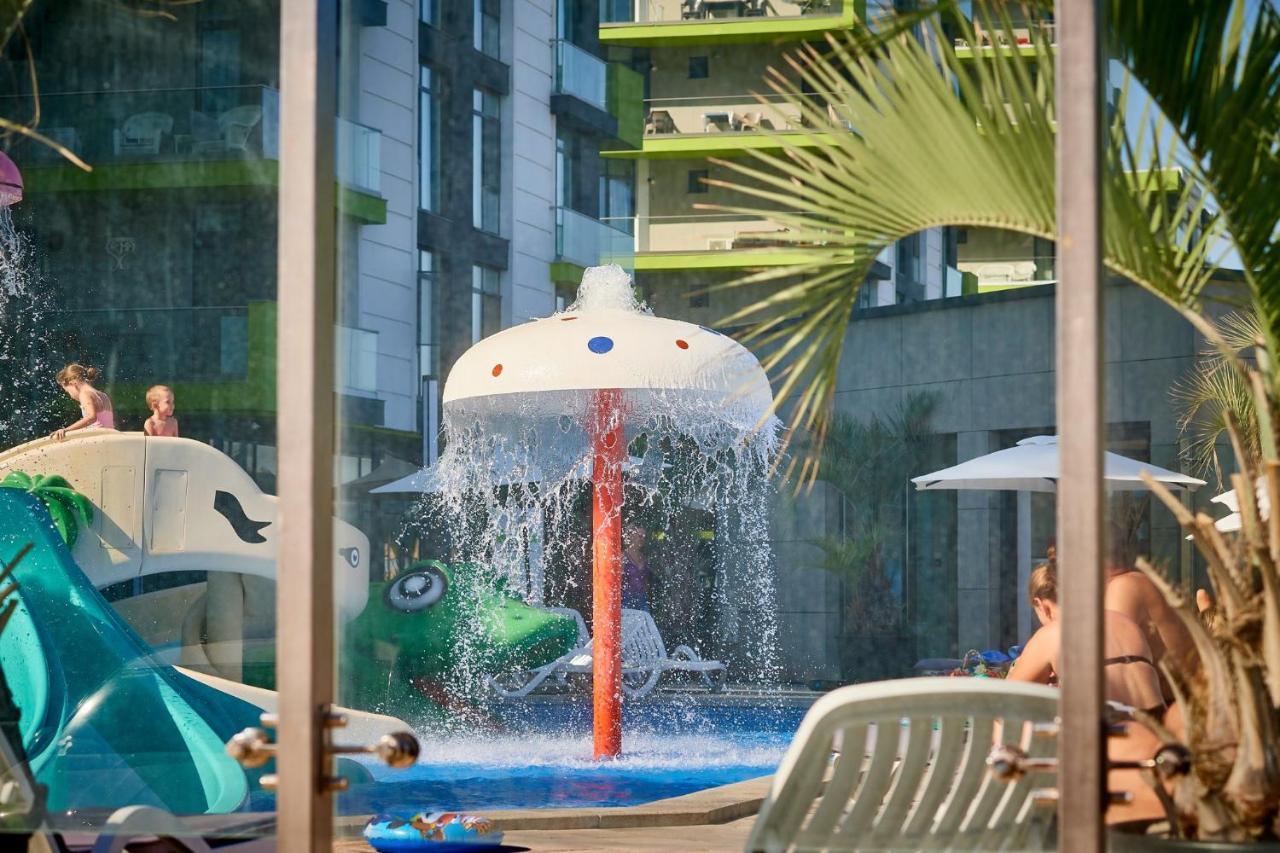 Nasty 24 Aparthotel Pool & Spa Mamaia Nord Navodari Dış mekan fotoğraf