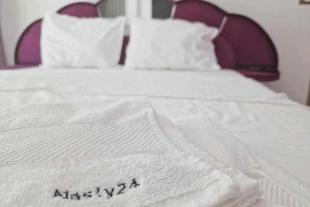 Nasty 24 Aparthotel Pool & Spa Mamaia Nord Navodari Dış mekan fotoğraf